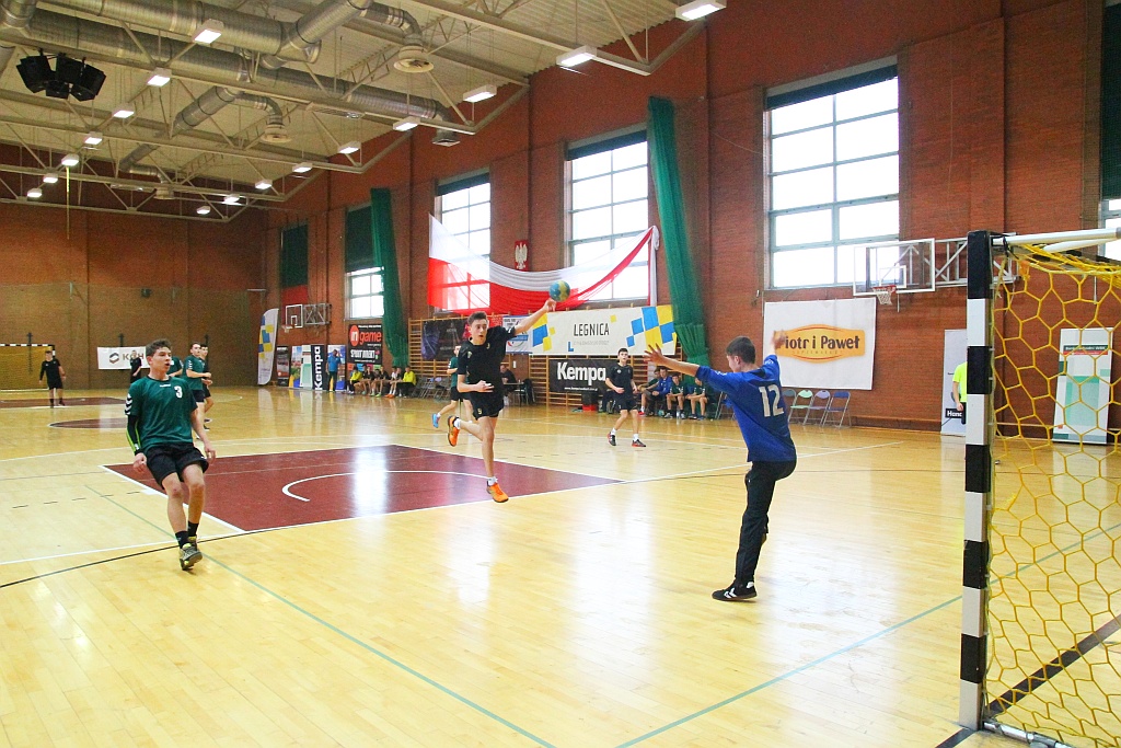 Drugi dzień turnieju piłki ręcznej Mikołajek Handball Cup 2015