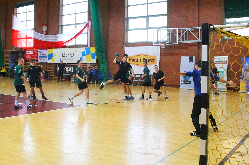Drugi dzień turnieju piłki ręcznej Mikołajek Handball Cup 2015