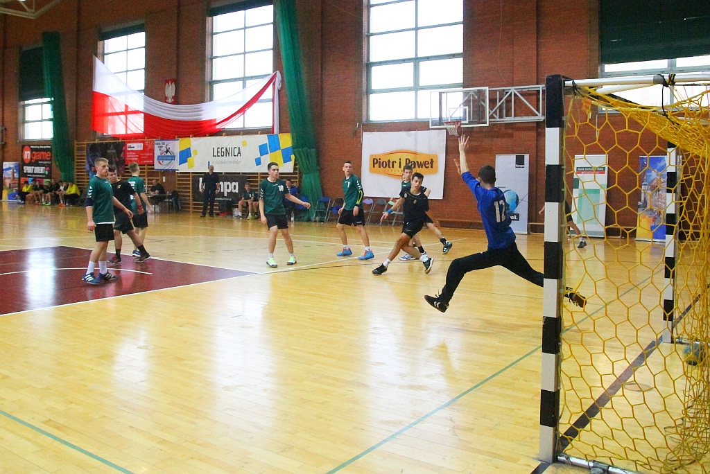 Drugi dzień turnieju piłki ręcznej Mikołajek Handball Cup 2015