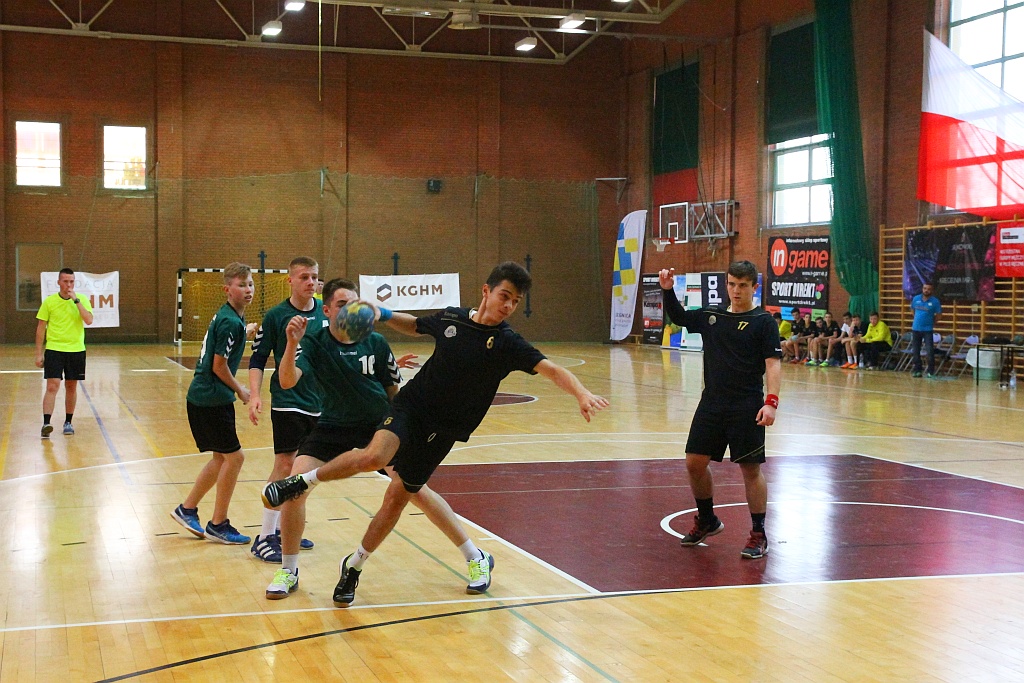 Drugi dzień turnieju piłki ręcznej Mikołajek Handball Cup 2015