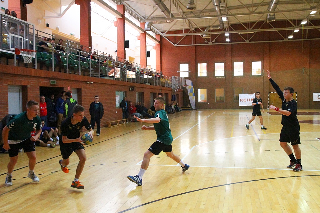 Drugi dzień turnieju piłki ręcznej Mikołajek Handball Cup 2015