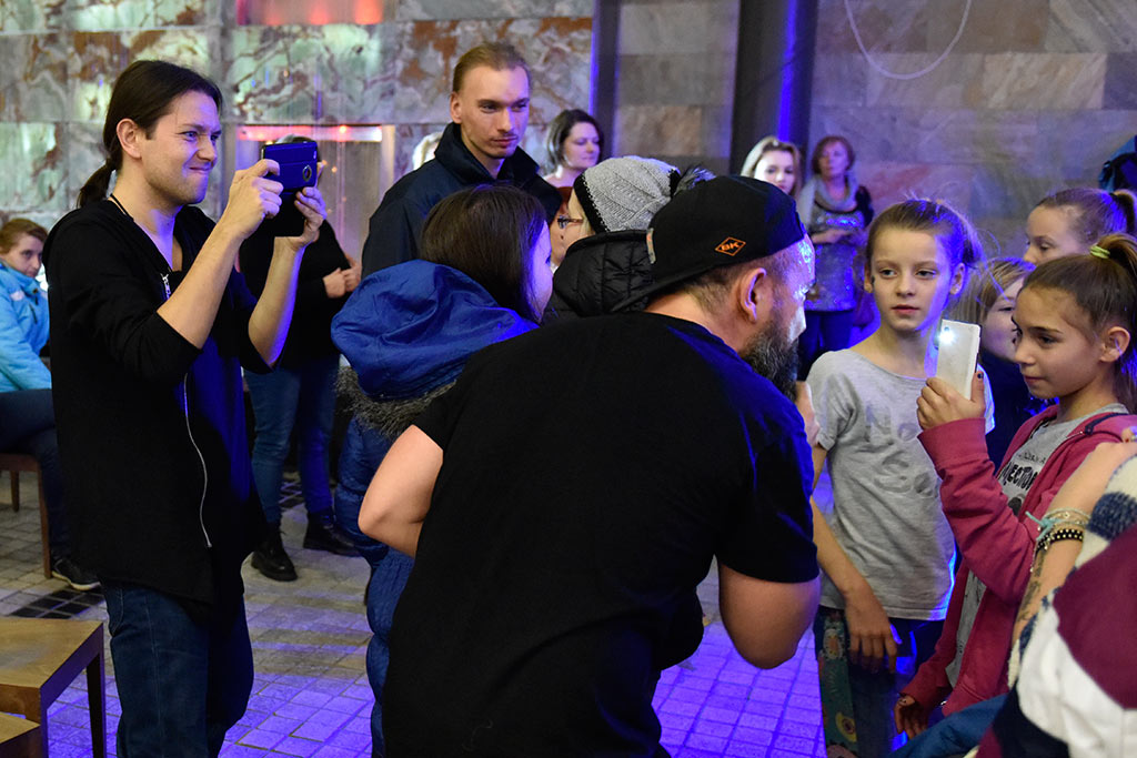 Gabriel Fleszar zagrał z przyjaciółmi dla Karoliny Ceglarskiej