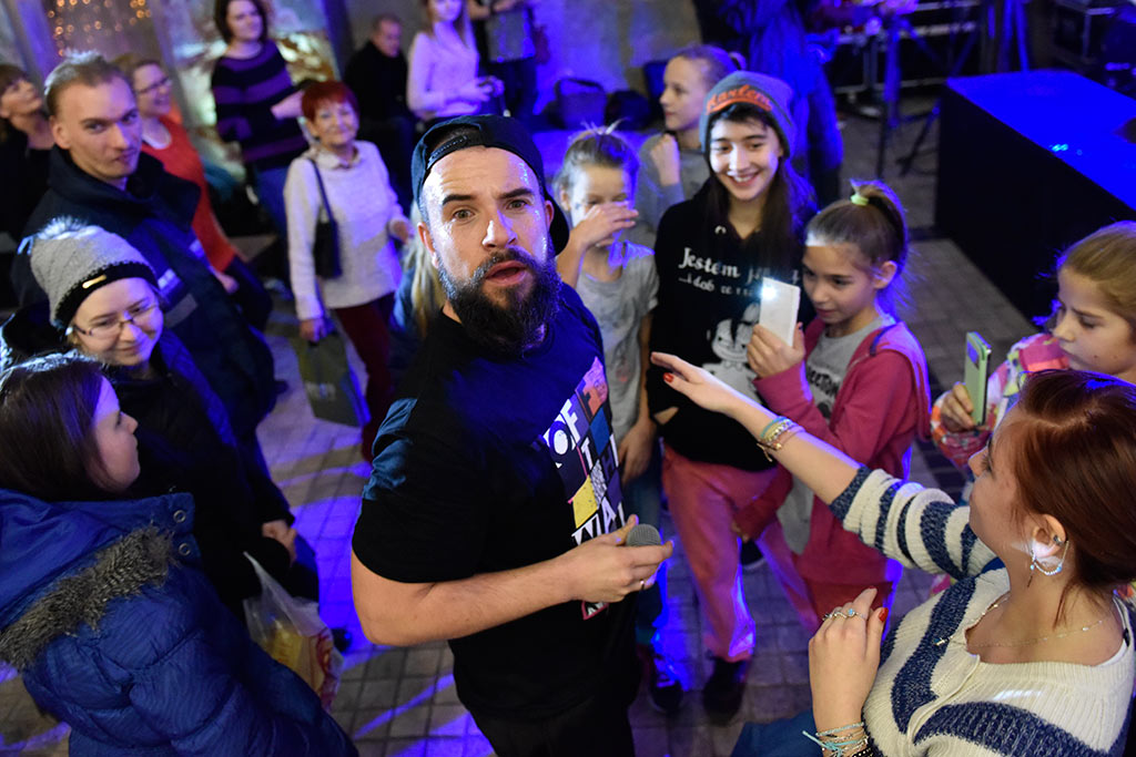 Gabriel Fleszar zagrał z przyjaciółmi dla Karoliny Ceglarskiej
