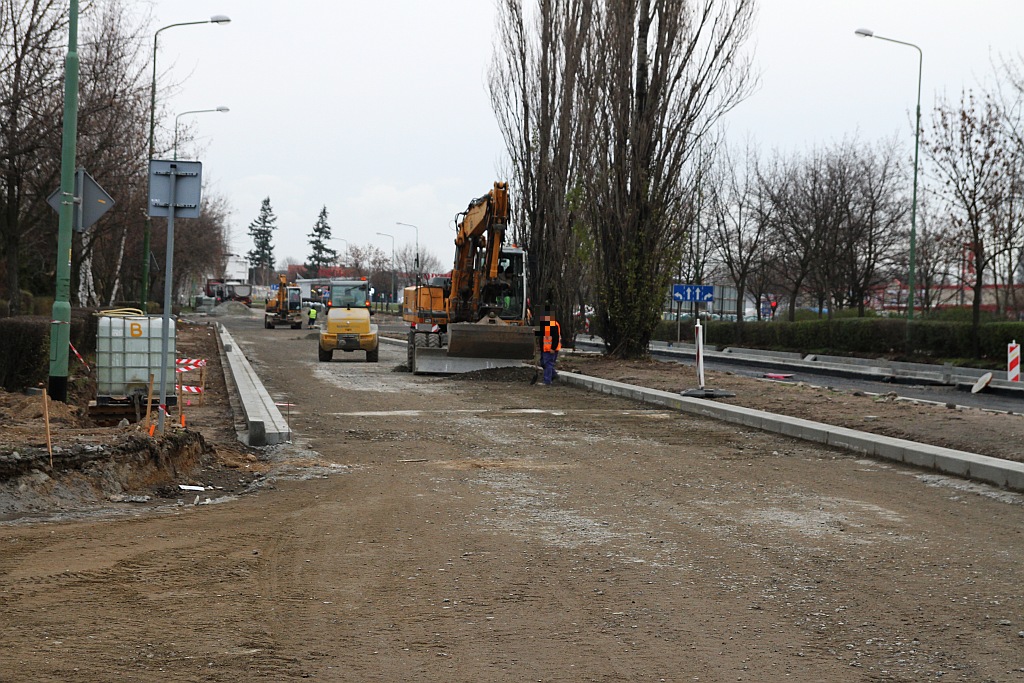 Urząd miasta znowu milczy. Sikorskiego nadal zamknięta