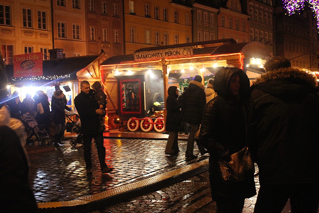 Jarmark Bożonarodzeniowy na wrocławskim rynku. Zapraszamy