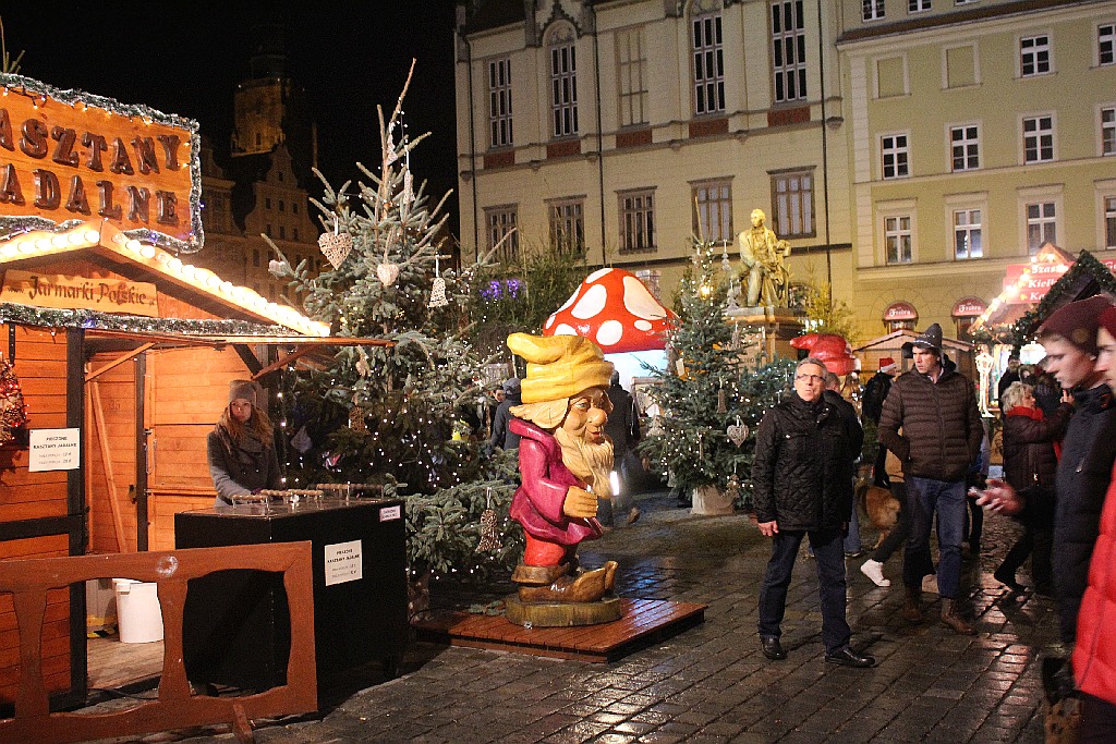 Jarmark Bożonarodzeniowy na wrocławskim rynku. Zapraszamy
