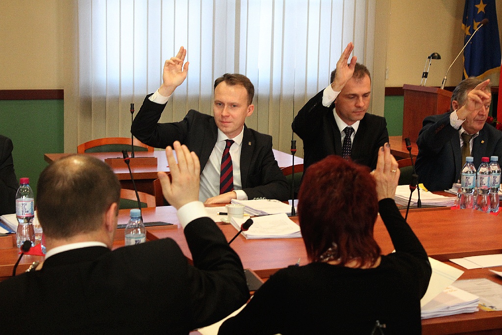 W poniedziałek legniccy radni debatowali na listopadowej sesji