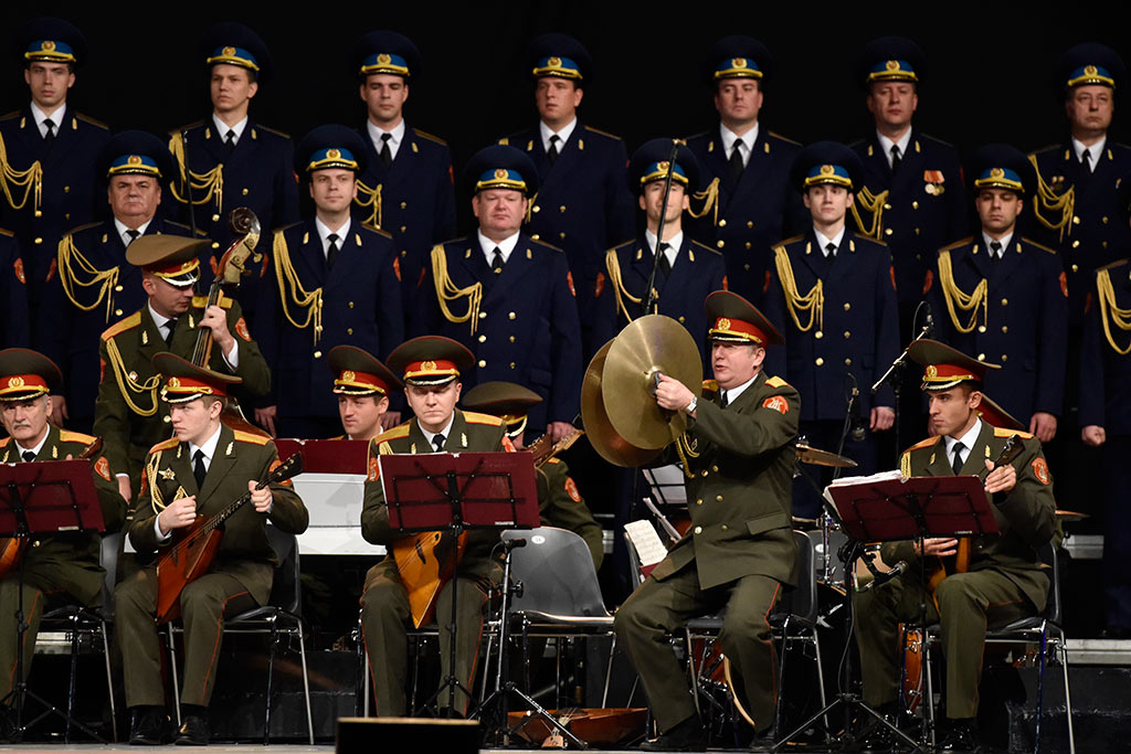 Porywający występ artystów Chóru Alexandrowa. Owacje na stojąco
