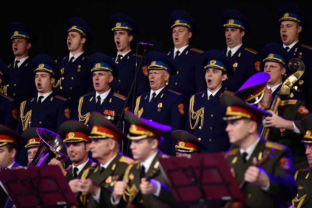Porywający występ artystów Chóru Alexandrowa. Owacje na stojąco