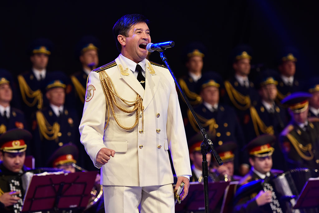 Porywający występ artystów Chóru Alexandrowa. Owacje na stojąco