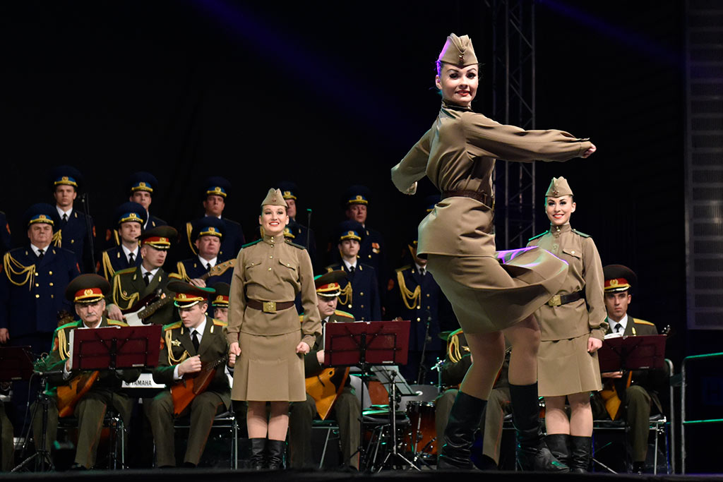 Porywający występ artystów Chóru Alexandrowa. Owacje na stojąco