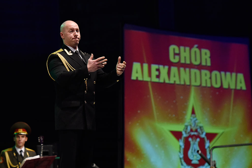 Porywający występ artystów Chóru Alexandrowa. Owacje na stojąco
