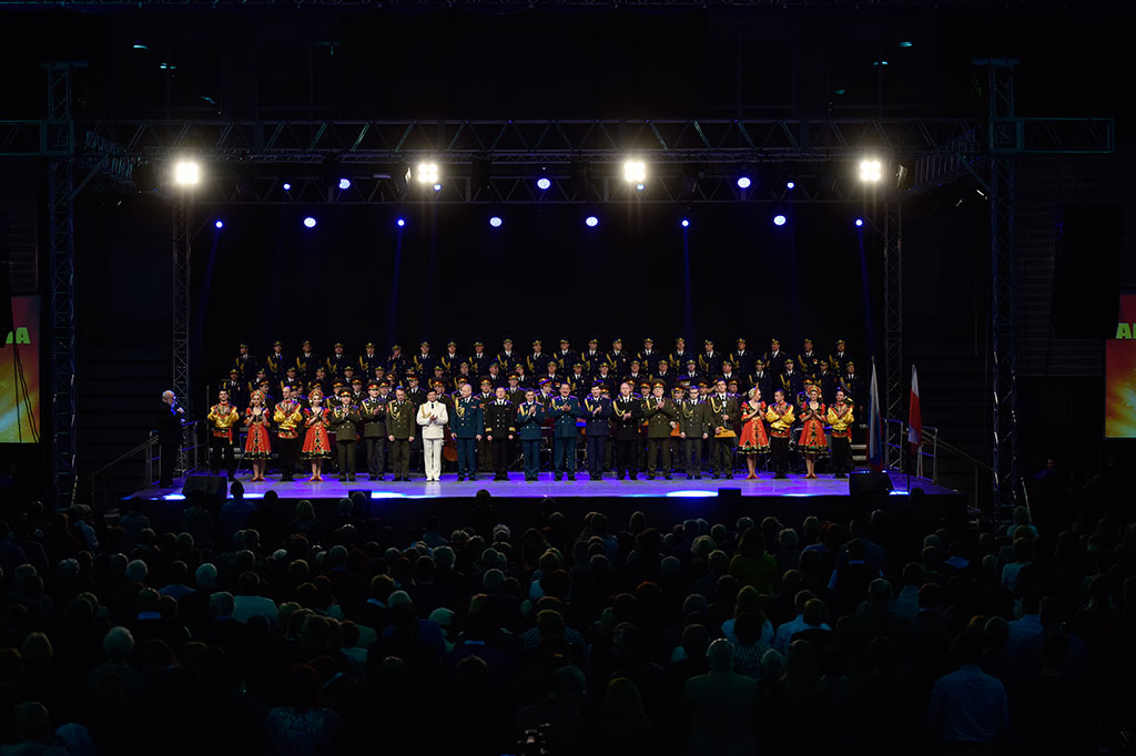 Porywający występ artystów Chóru Alexandrowa. Owacje na stojąco