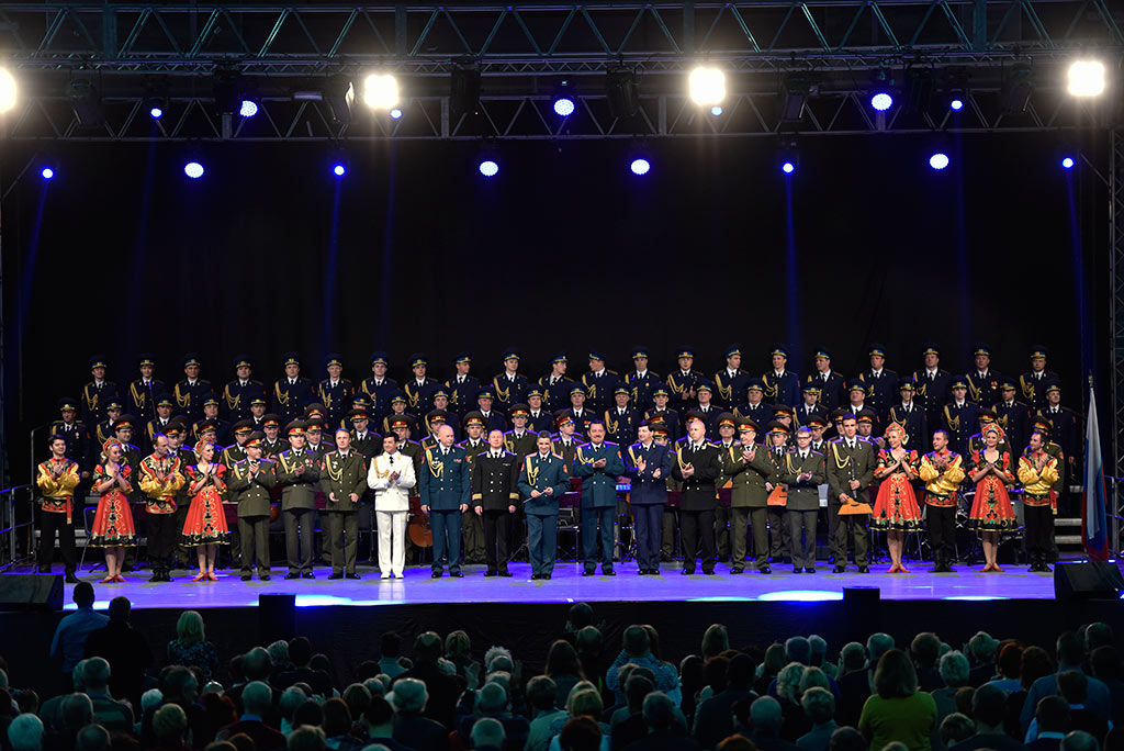 Porywający występ artystów Chóru Alexandrowa. Owacje na stojąco