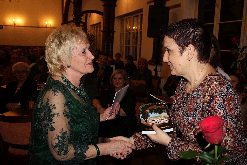 Joanna Lamparska autorka książek o Dolnym Śląsku w LBP
