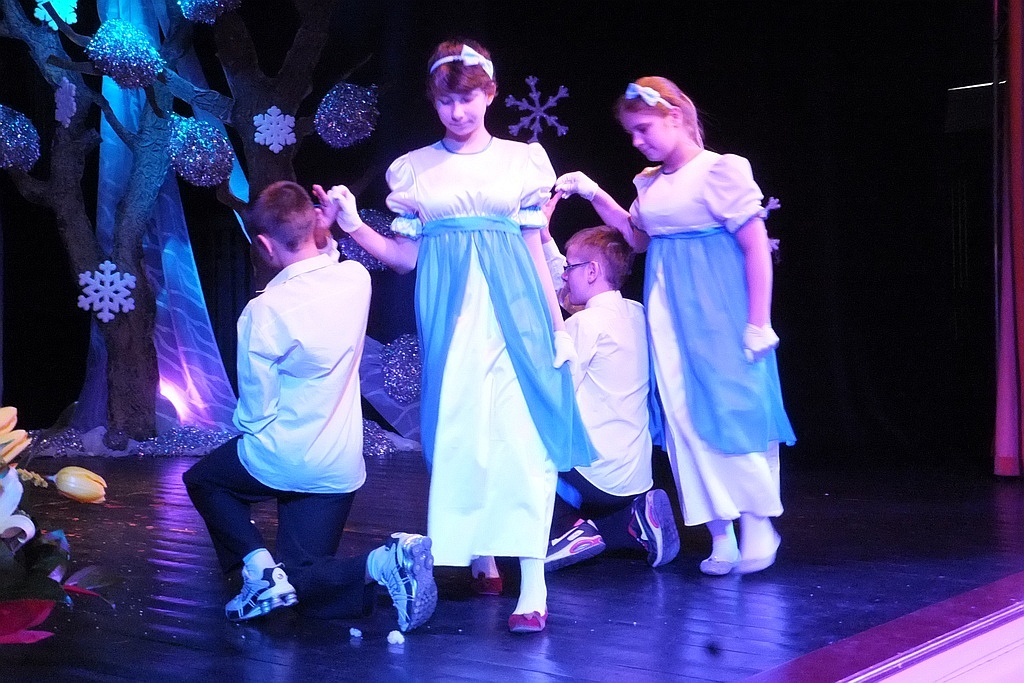 Niepełnosprawni zaprezentowali w MCK swoje niezwykłe talenty