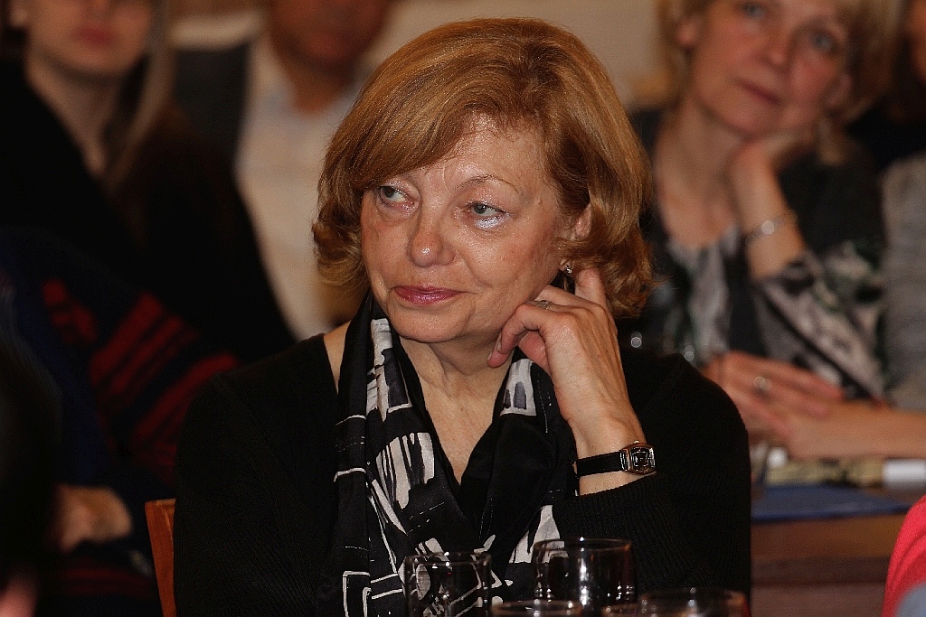 Joanna Lamparska autorka książek o Dolnym Śląsku w LBP