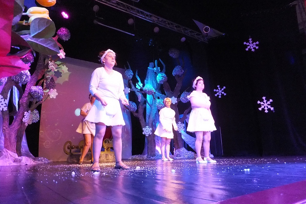 Niepełnosprawni zaprezentowali w MCK swoje niezwykłe talenty