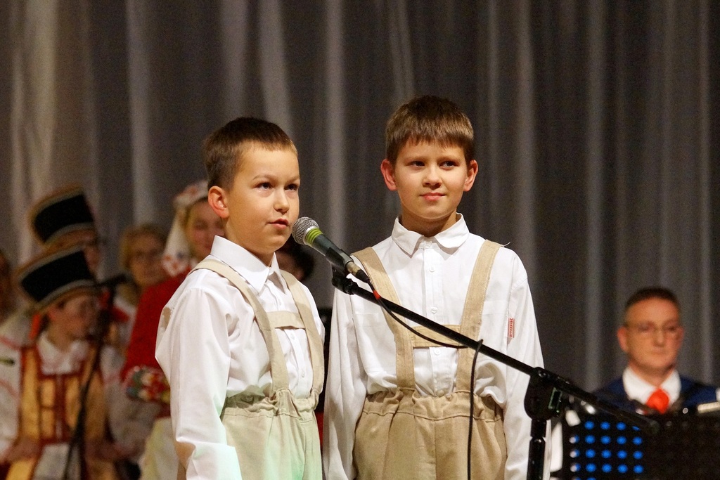 Koncert z okazji 40-lecia Zespołu Pieśni i Tańca 