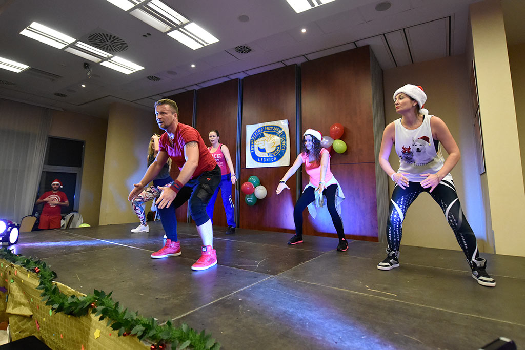Żywiołowa Zumba Party w Qubusie na rzecz podopiecznych TPD