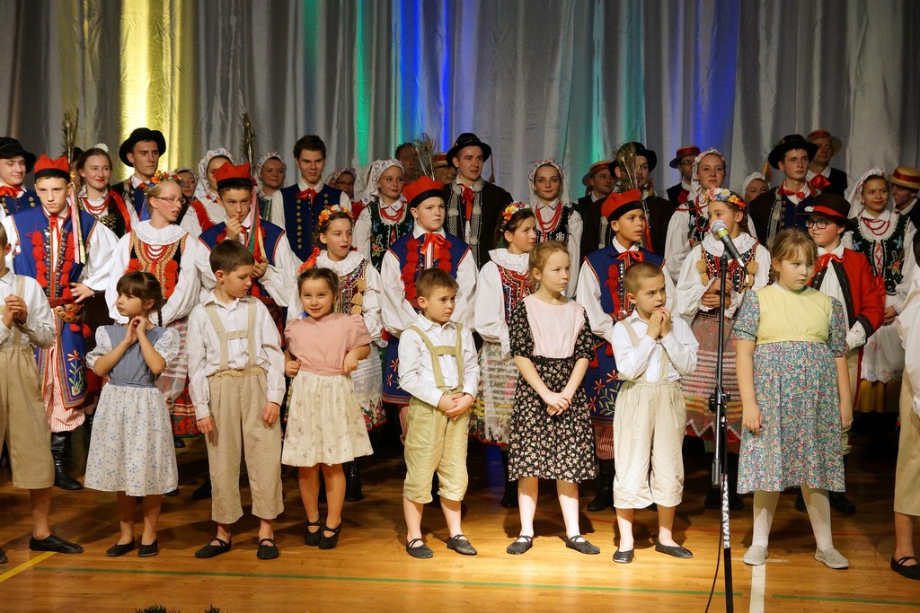 Koncert z okazji 40-lecia Zespołu Pieśni i Tańca 