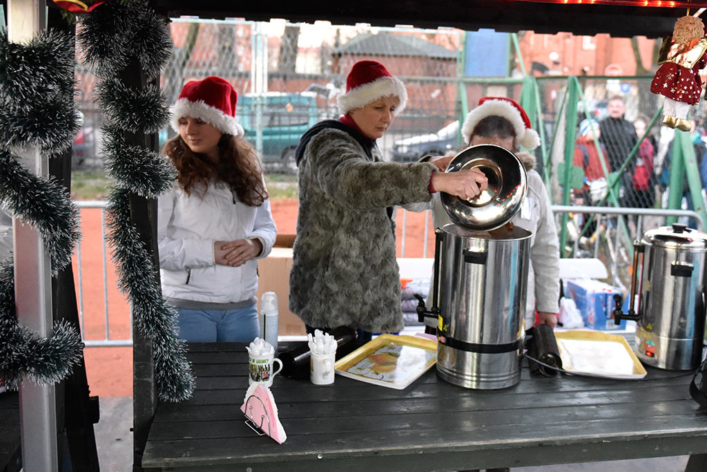 Legnickie lodowisko otwarte. Sezon na ślizganie rozpoczęty