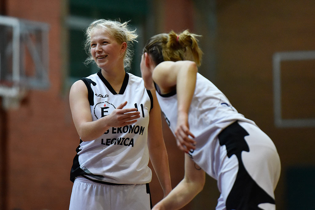 Czwarte ligowe zwycięstwo koszykarek legnickiego Ekonoma