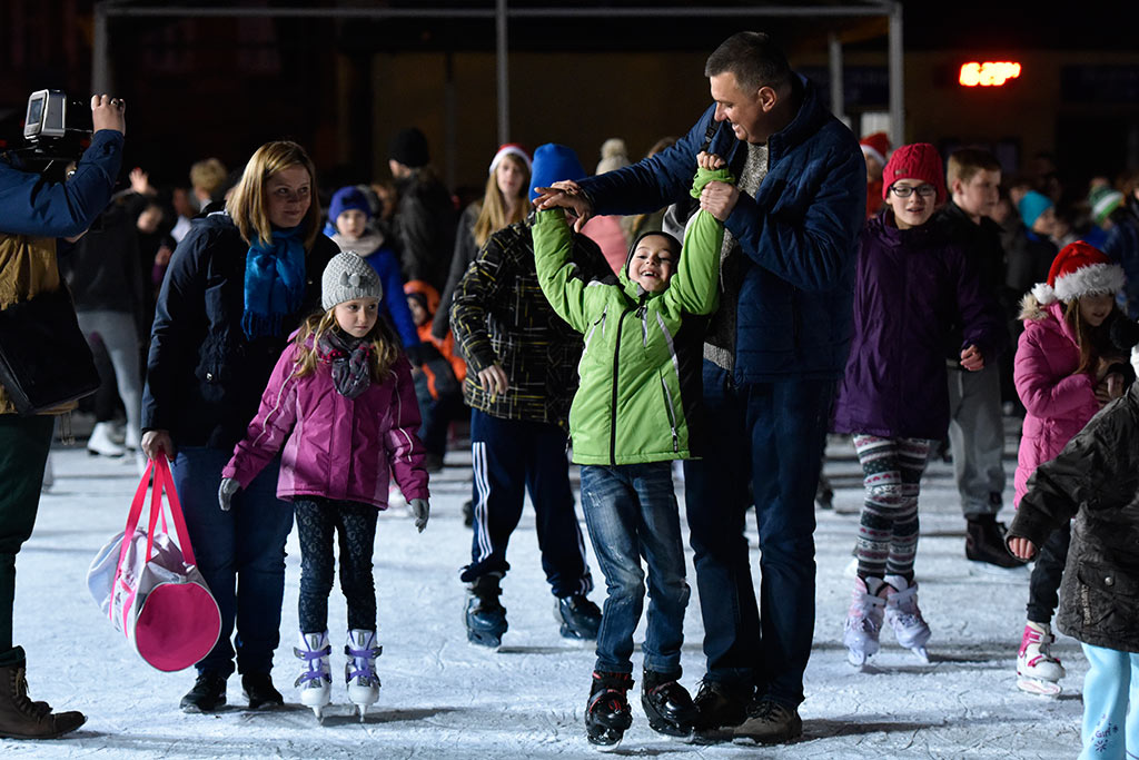 Legnickie lodowisko otwarte. Sezon na ślizganie rozpoczęty