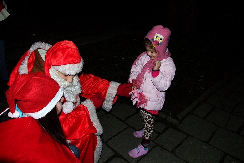 Przedszkolaki z „czternastki” miały gościa. Dostały prezenty