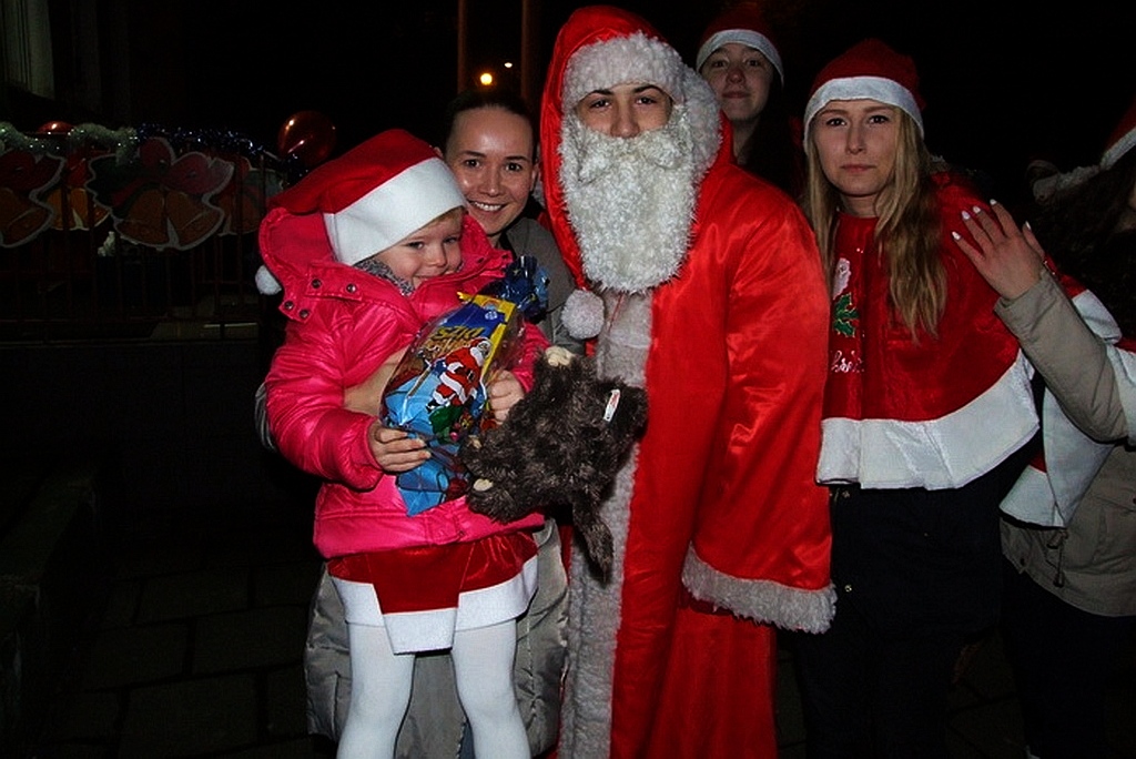 Przedszkolaki z „czternastki” miały gościa. Dostały prezenty