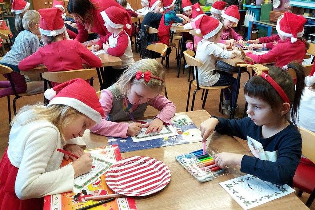 Dzieci w klubie „Agatka” już przygotowują się do świąt