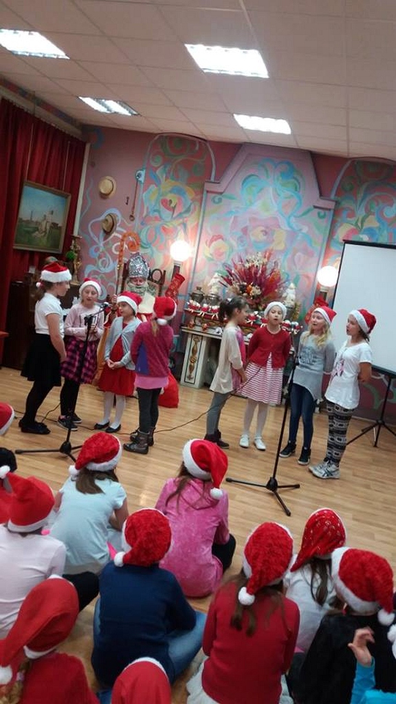 Dzieci w klubie „Agatka” już przygotowują się do świąt