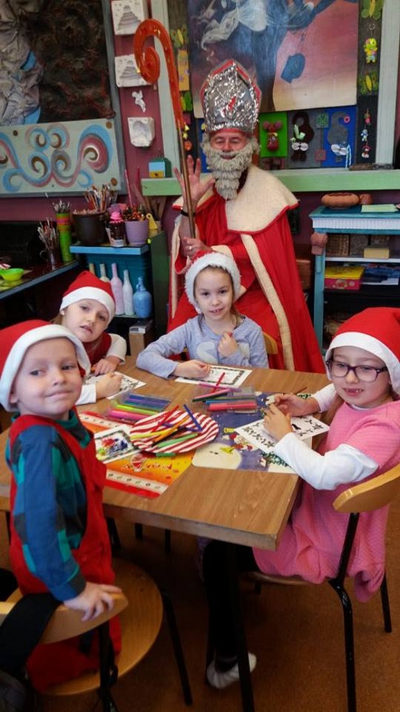 Dzieci w klubie „Agatka” już przygotowują się do świąt