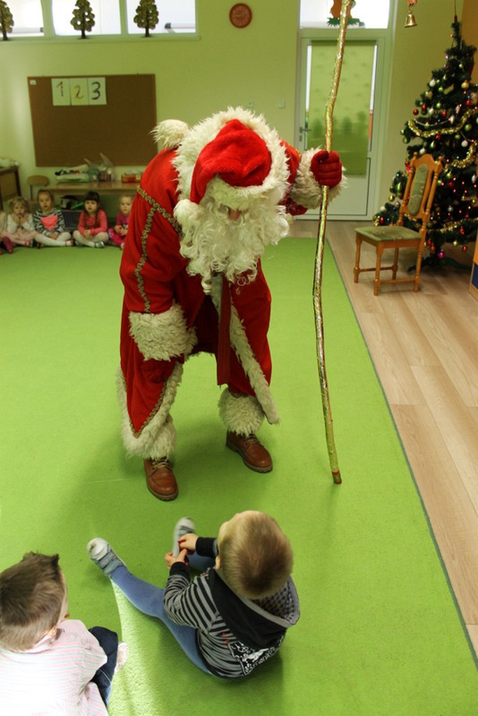 Święty Mikołaj złożył  wizytę mieszkańcom Prochowic