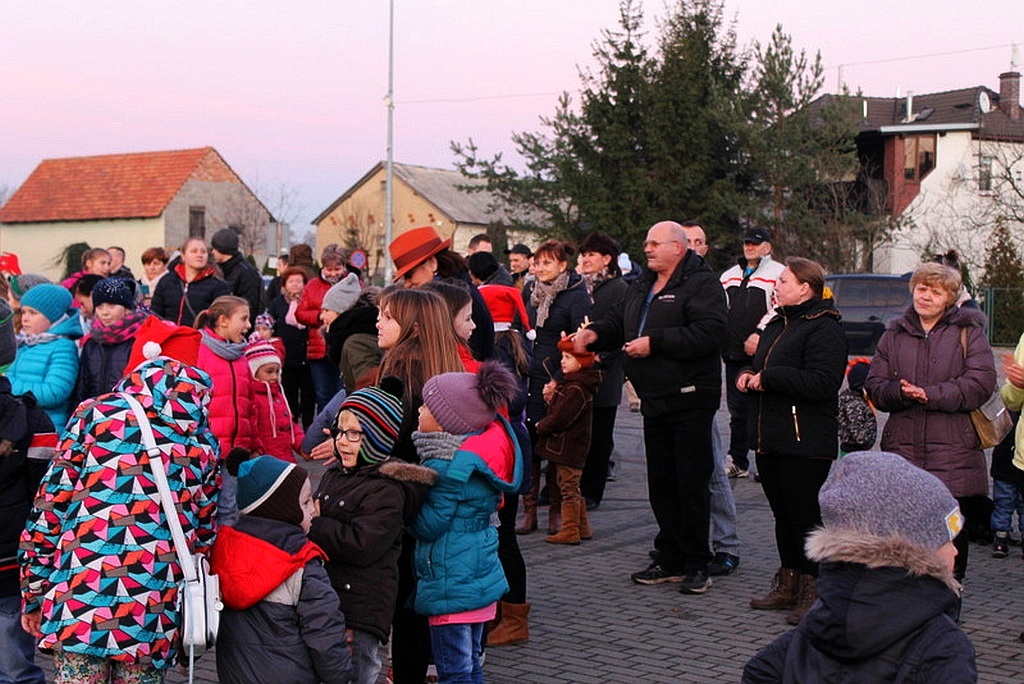 Święty Mikołaj złożył  wizytę mieszkańcom Prochowic