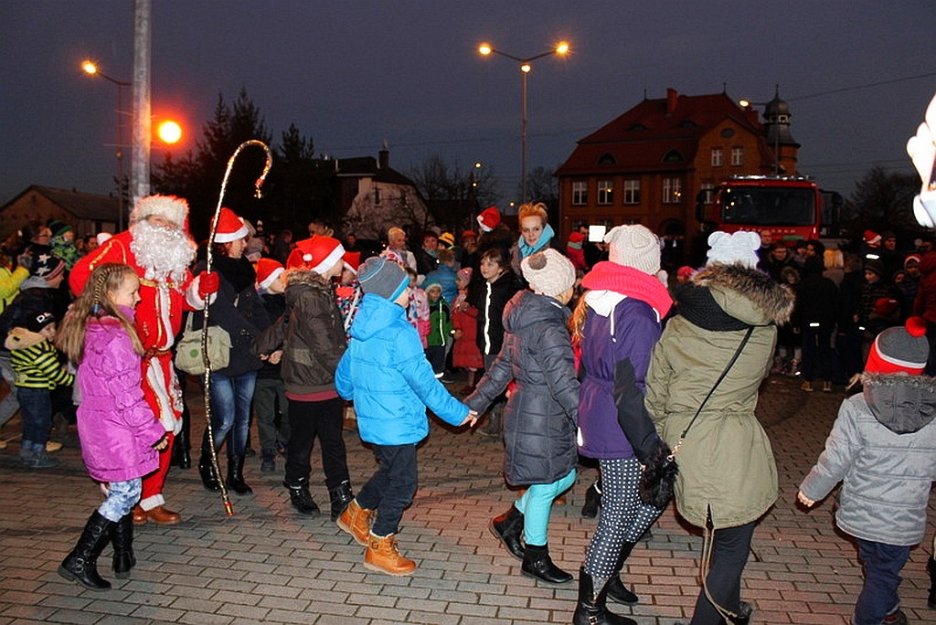 Święty Mikołaj złożył  wizytę mieszkańcom Prochowic