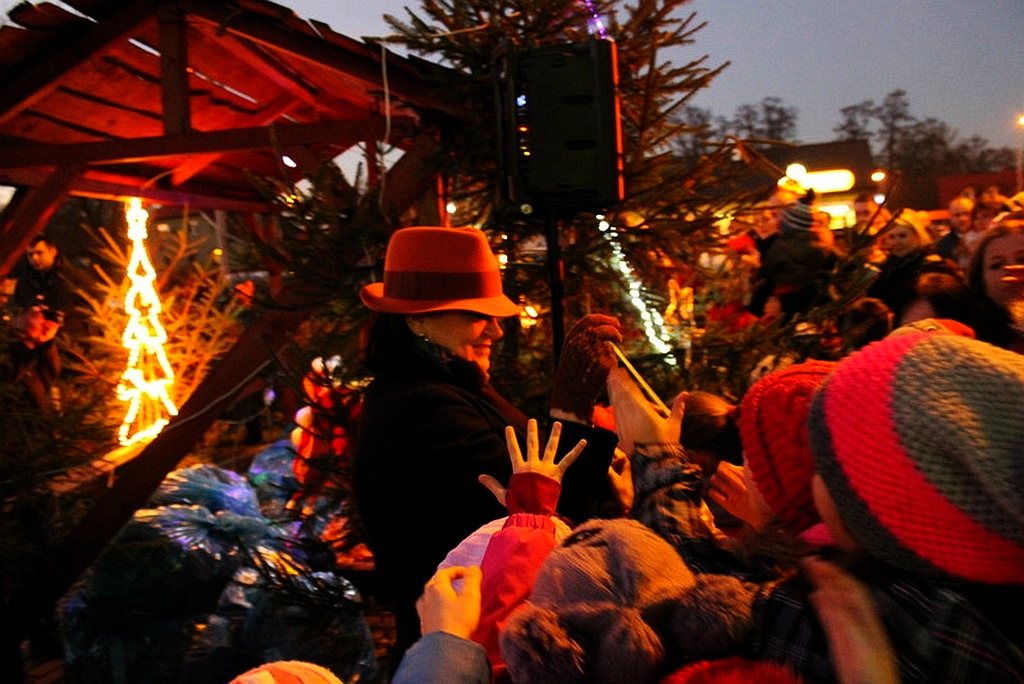 Święty Mikołaj złożył  wizytę mieszkańcom Prochowic