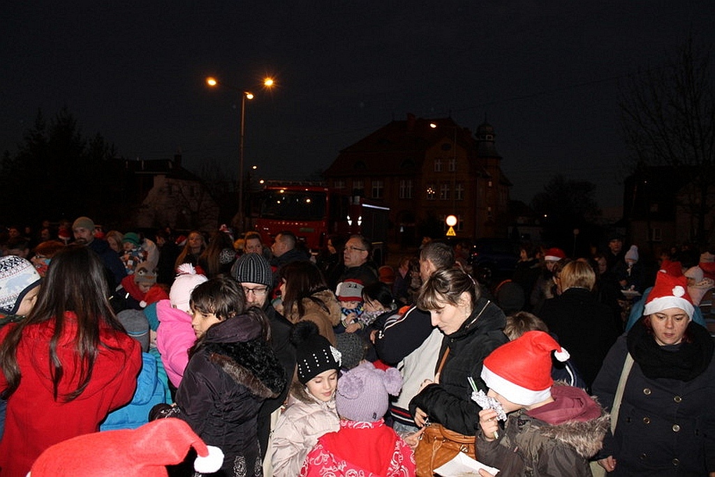 Święty Mikołaj złożył  wizytę mieszkańcom Prochowic