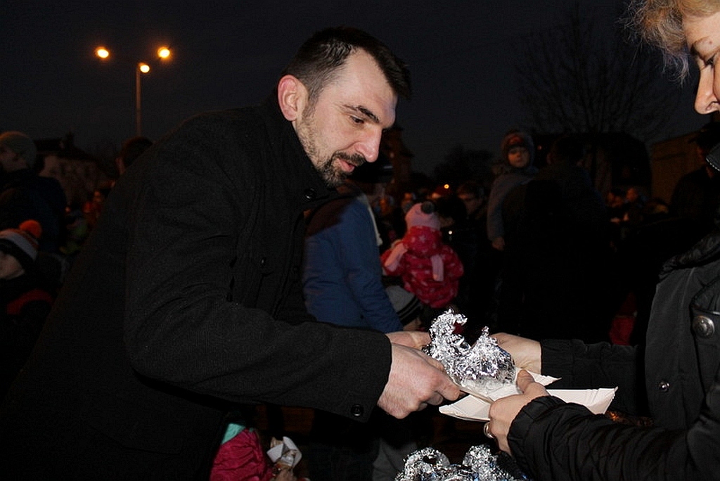 Święty Mikołaj złożył  wizytę mieszkańcom Prochowic