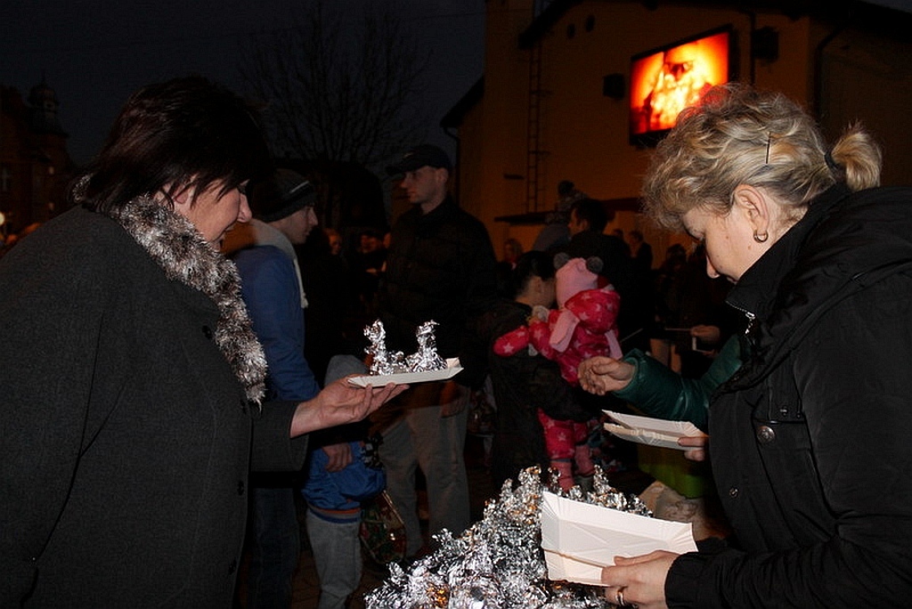 Święty Mikołaj złożył  wizytę mieszkańcom Prochowic