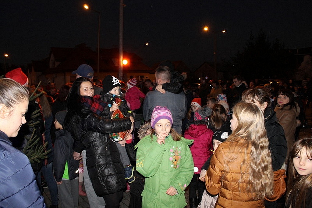 Święty Mikołaj złożył  wizytę mieszkańcom Prochowic