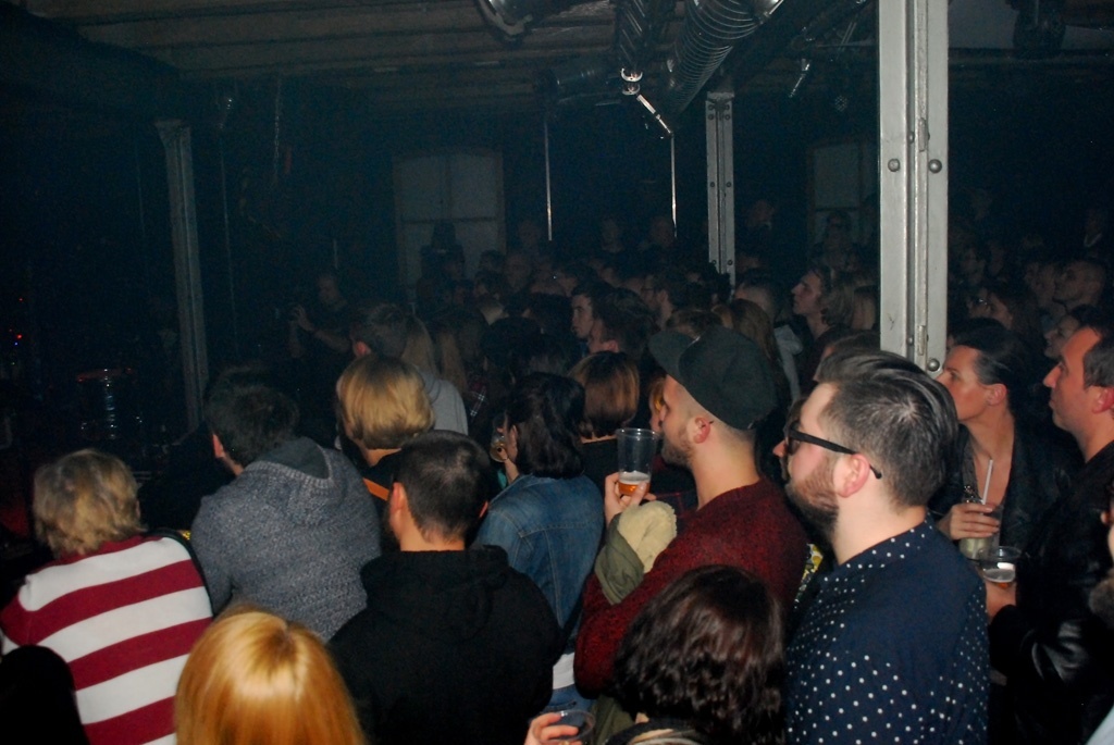 ORGANEK podbił Legnicę. Komplet widzów zjawił się w Spiżarni.