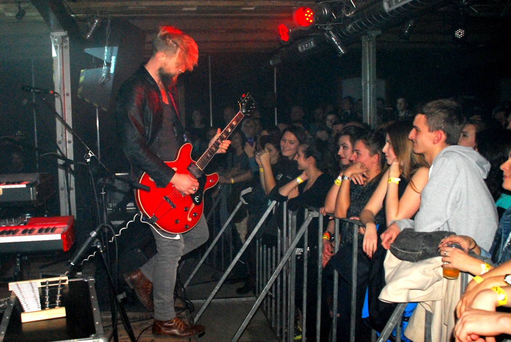 ORGANEK podbił Legnicę. Komplet widzów zjawił się w Spiżarni.