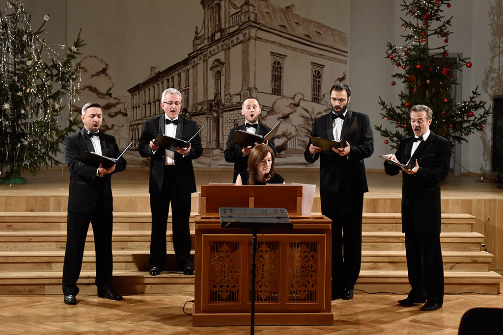 Dawne i unikatowe kolędy i pastorałki na koncercie Rudolphina
