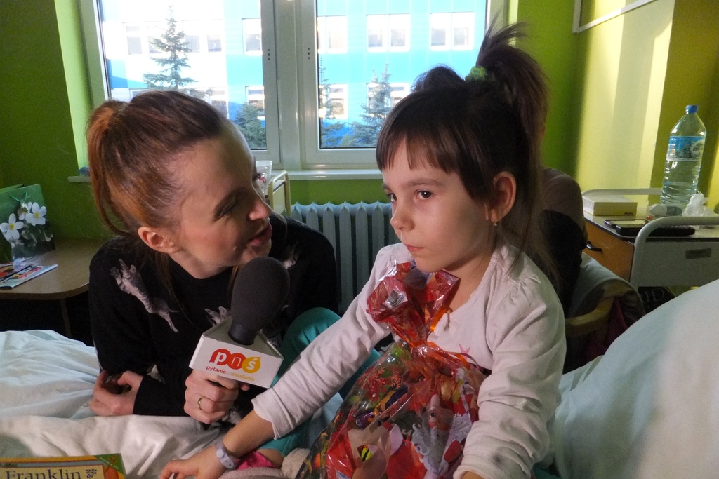 Rafał Brzozowski odwiedził dzieci w legnickim szpitalu