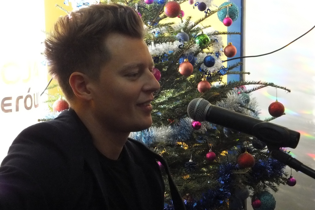 Rafał Brzozowski odwiedził dzieci w legnickim szpitalu