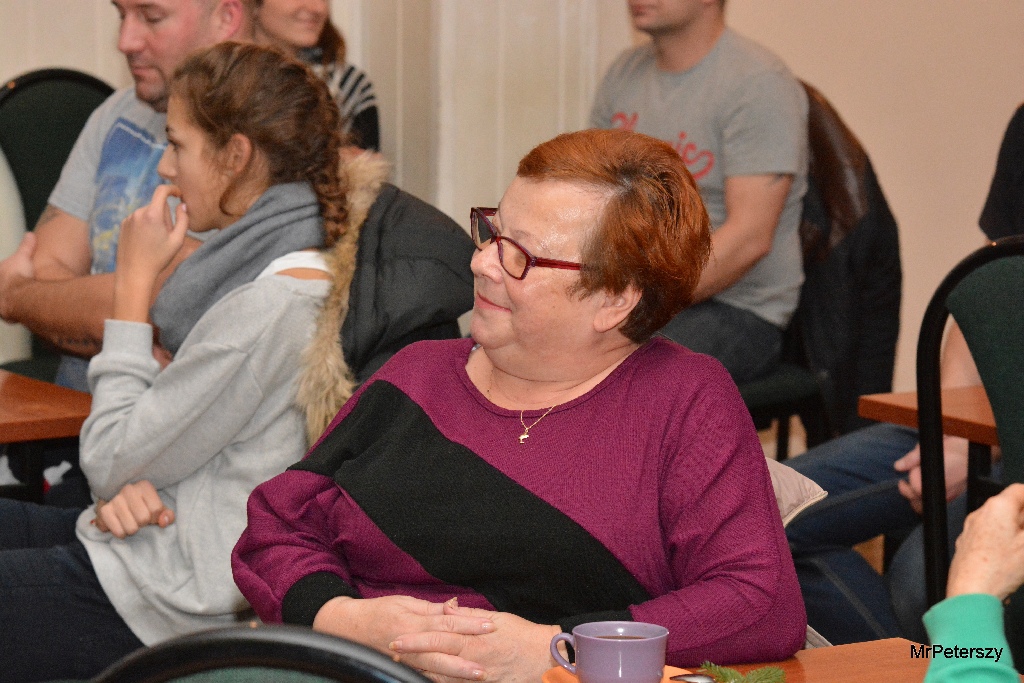 PrzedŚWIĄTECZNY prezent Seniorów dla Mieszkańców Piekar