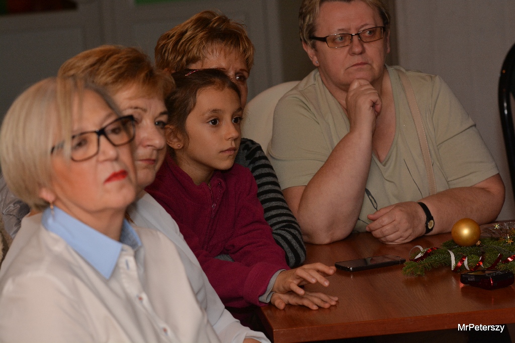 PrzedŚWIĄTECZNY prezent Seniorów dla Mieszkańców Piekar