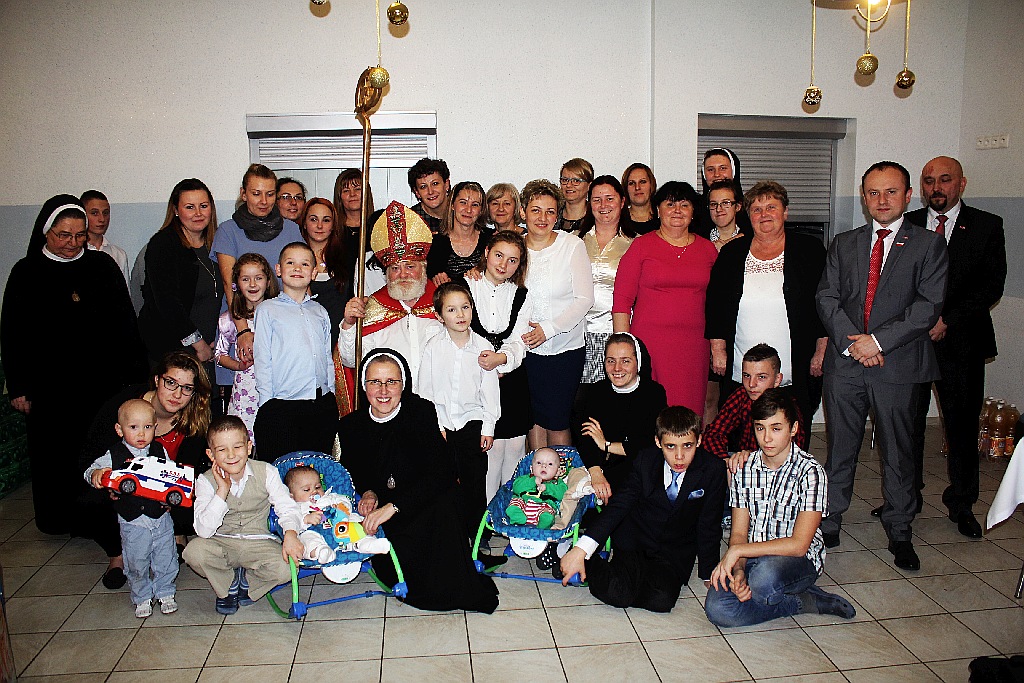 Hutnicy z Solidarności zorganizowali mikołaja dla dzieci