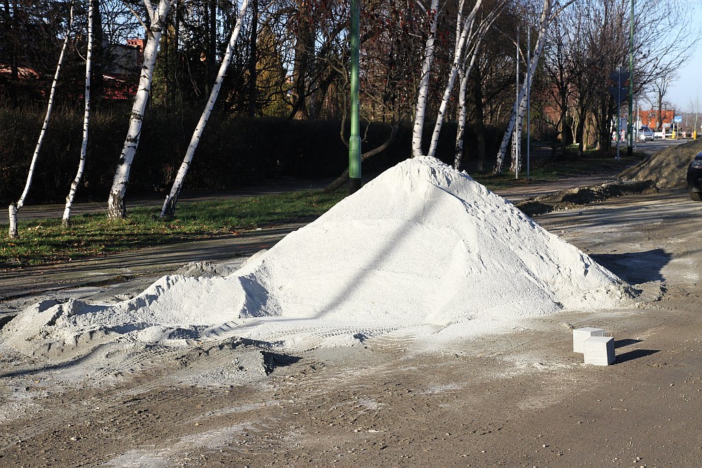 Dwudziestego grudnia a rondo na ul. Sikorskiego nadal w budowie